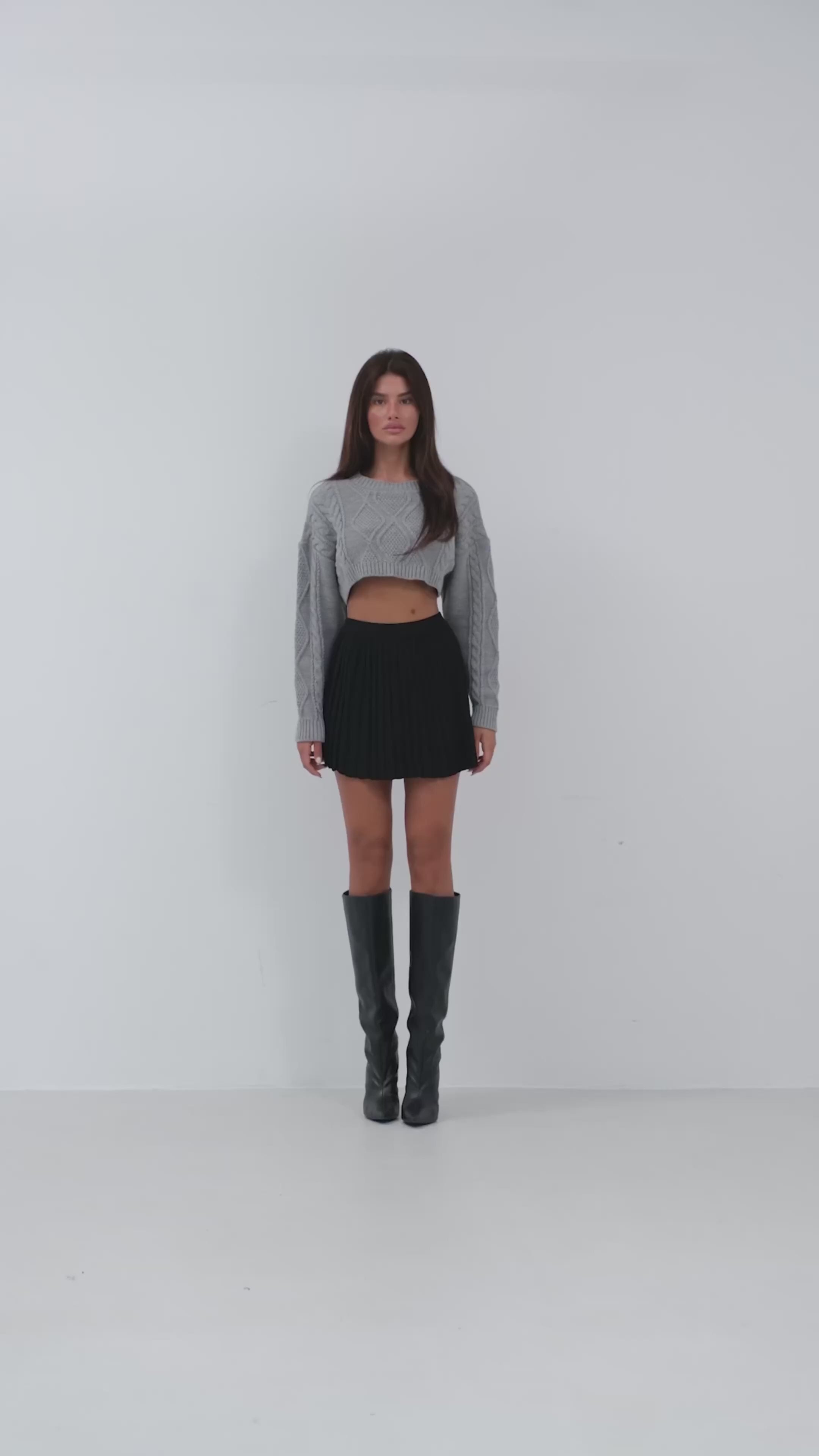 Miravelle – Πλισέ Μίνι Φούστα | Refined Clothing