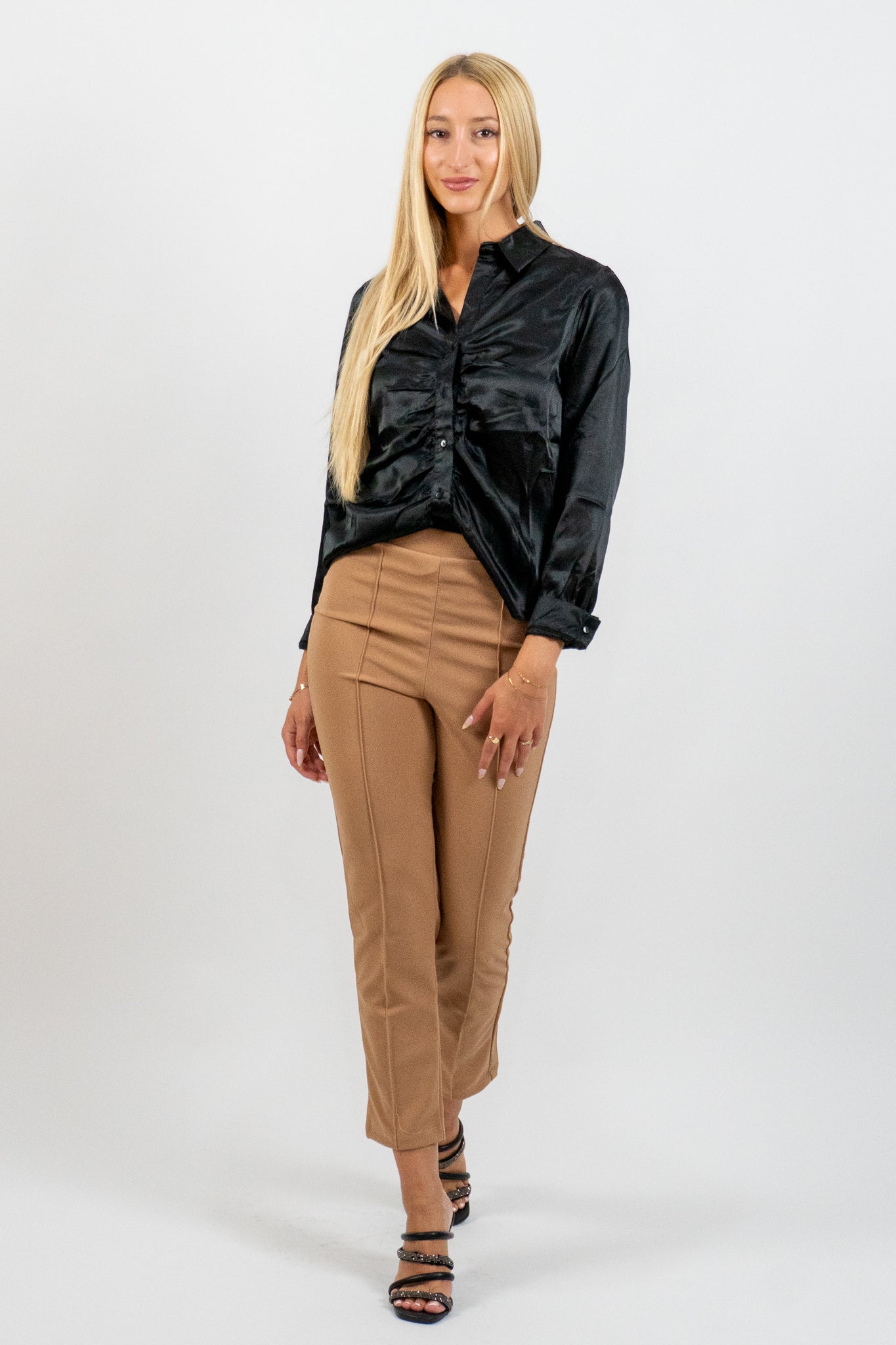 Selvya – Μαύρο Σατέν Πουκάμισο